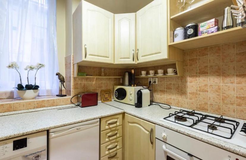 Cherry Blossom Designer Apartment In The Center With Free Parking Budapest Extérieur photo